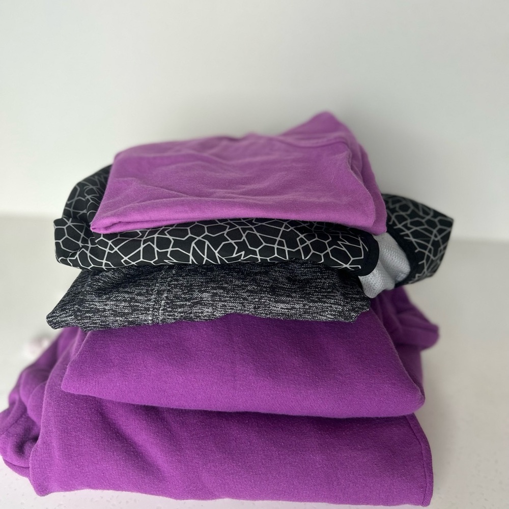 5 workout items! Nike, all in motion, wild fable